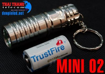 den-pin-moc-khoa-trustfire-mini-02